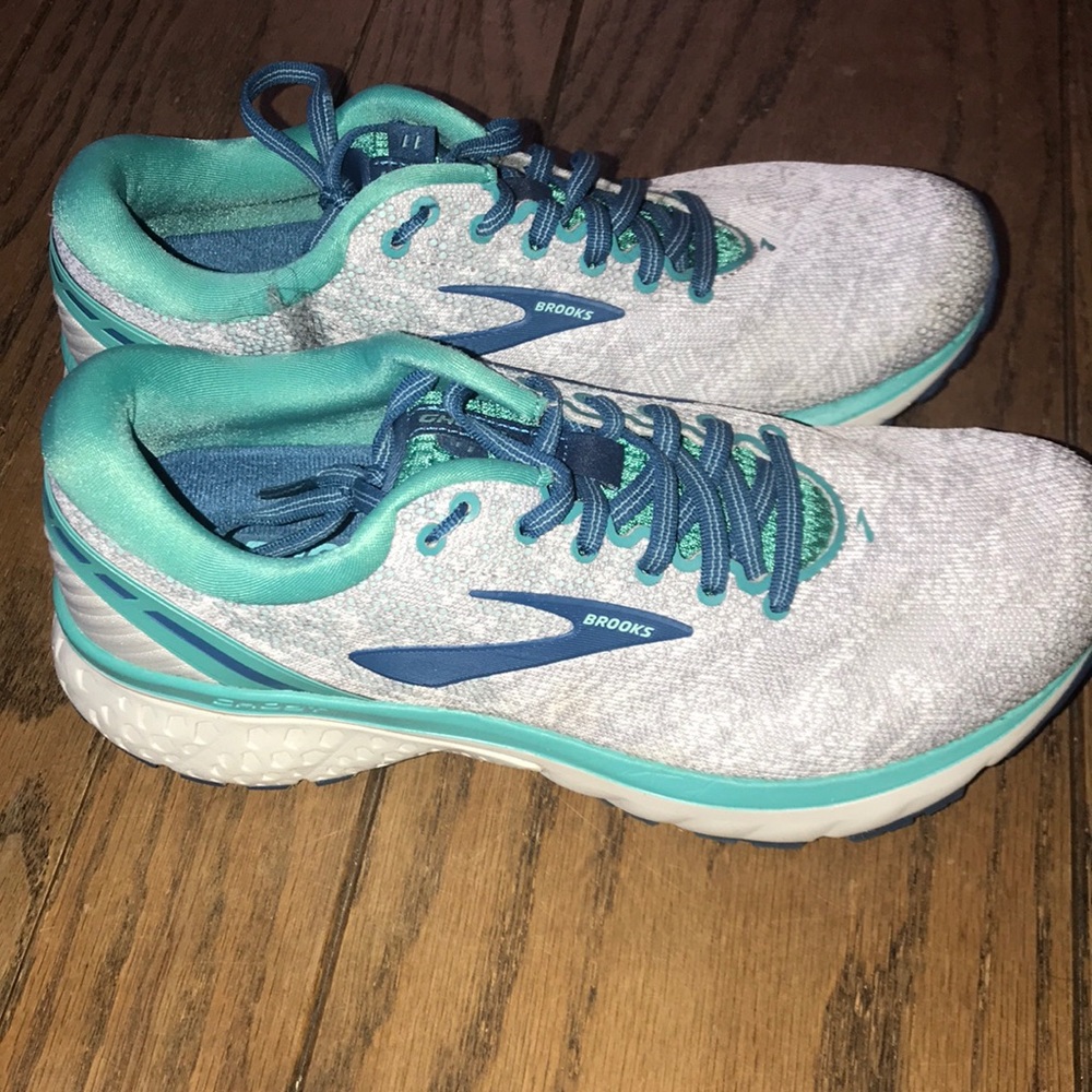Brooks Ghost 11 running shoes